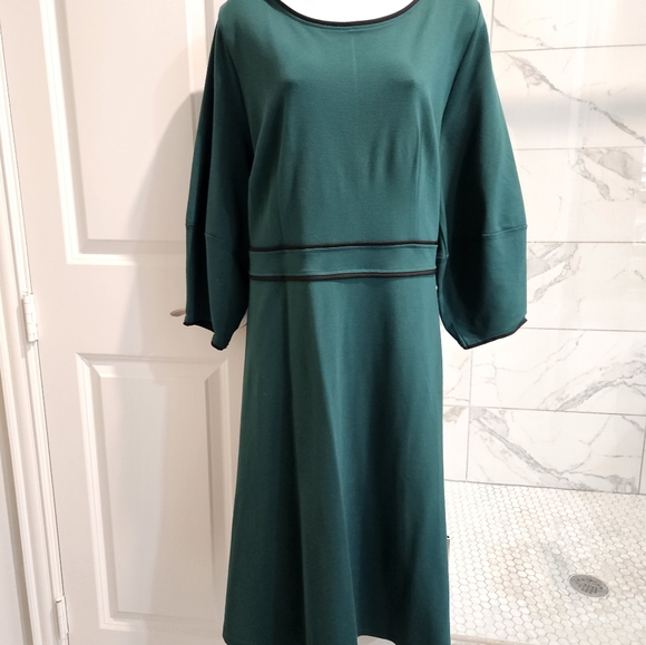 Eloquii plus size 18w half sleeve green dress - Picture 2 of 2